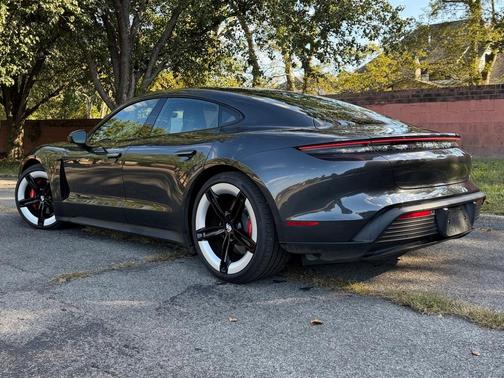 2025 Porsche Taycan 4S