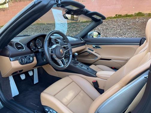 2024 Porsche 718 Boxster GTS 4.0