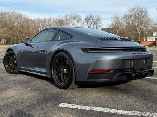 2026 Porsche 911 Carrera GTS