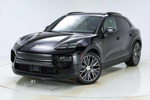 2025 Porsche Macan 4