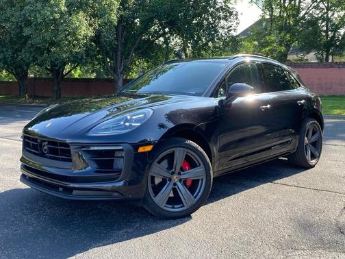 2025 Porsche Macan S