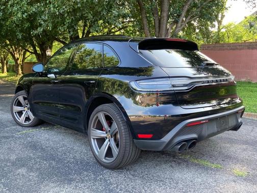 2025 Porsche Macan S