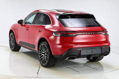 2025 Porsche Macan 