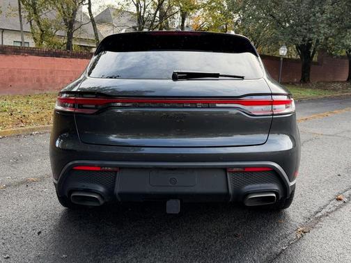 2025 Porsche Macan