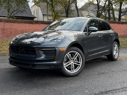 2025 Porsche Macan