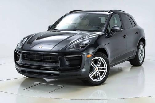 Volcano Grey Metallic 2022 Porsche Macan