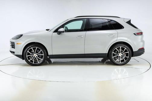 Chalk 2026 Porsche Cayenne