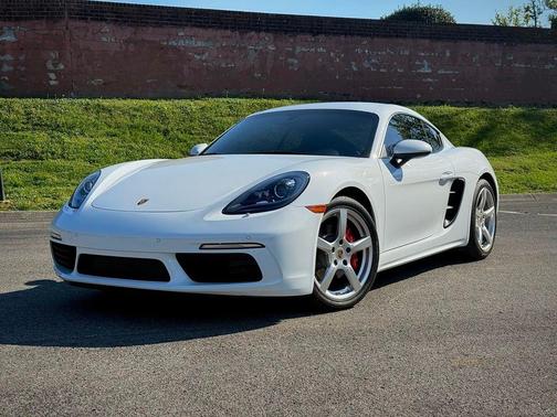 2023 Porsche 718 Cayman S