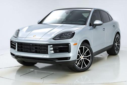 Dolomite Silver Metallic 2025 Porsche Cayenne AWD