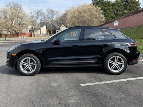 2023 Porsche Macan 