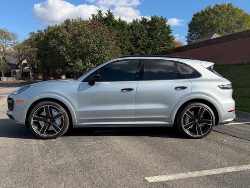 2020 Porsche Cayenne Turbo