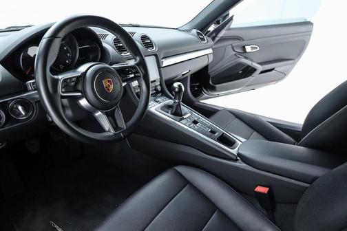 2021 Porsche 718 Boxster