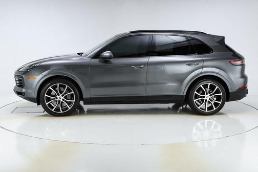 2022 Porsche Cayenne S