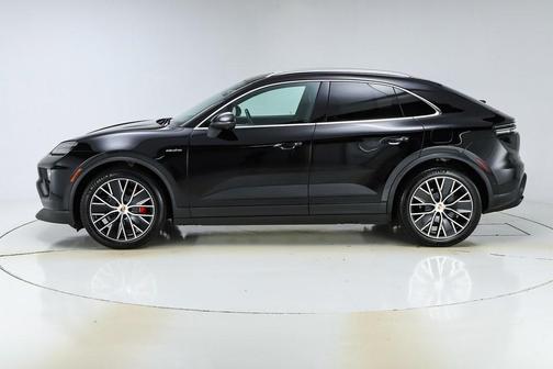 2025 Porsche Macan 4S