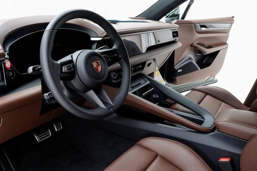 2025 Porsche Macan 4S
