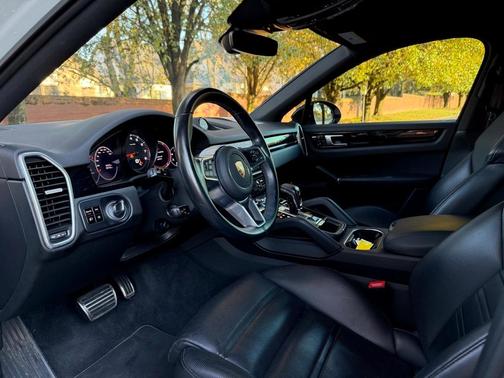 2021 Porsche Cayenne S Coupe AWD