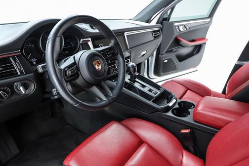 2023 Porsche Macan GTS