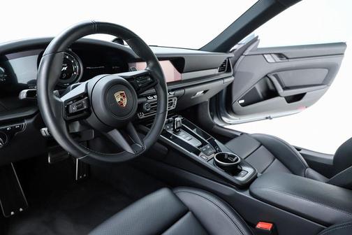 2024 Porsche 911 Carrera GTS