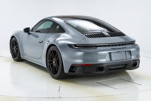 2024 Porsche 911 Carrera GTS