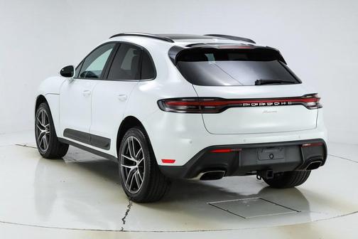 2023 Porsche Macan 