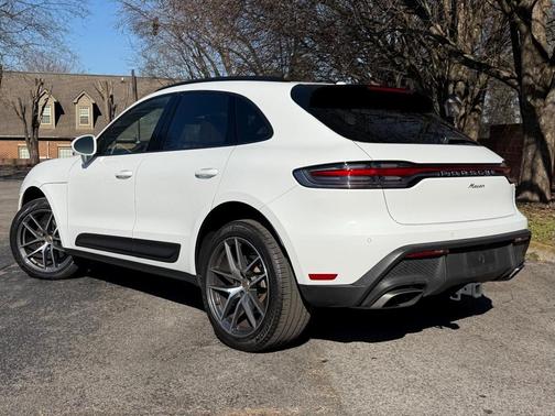 2023 Porsche Macan T
