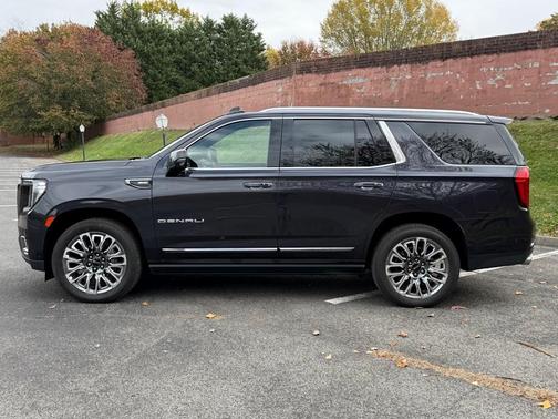 2024 GMC Yukon Denali Ultimate