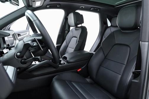 2024 Porsche Cayenne S