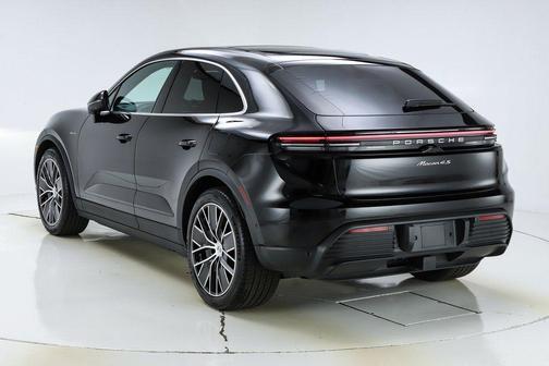 Black 2025 Porsche Macan