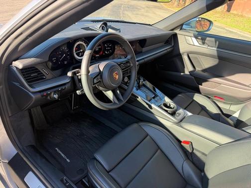 2024 Porsche 911 Carrera S