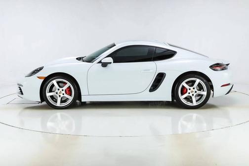 Carrara White Metallic 2023 Porsche 718 Cayman