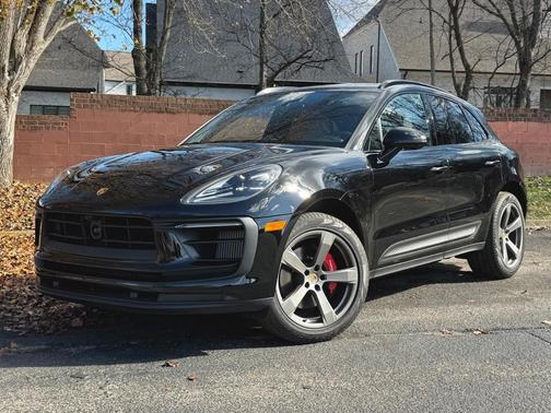 2025 Porsche Macan S