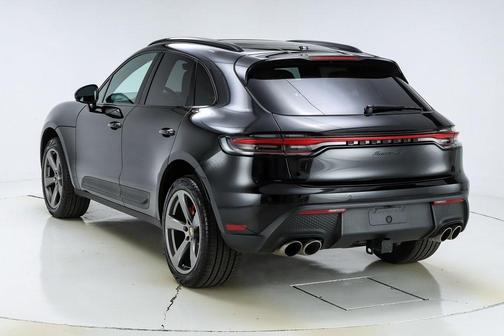 2025 Porsche Macan S