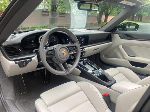 2024 Porsche 911 Targa 4 GTS