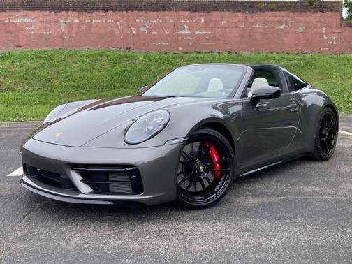 2024 Porsche 911 Targa 4 GTS