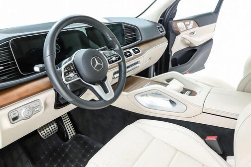 2022 Mercedes-Benz GLS 450 4MATIC