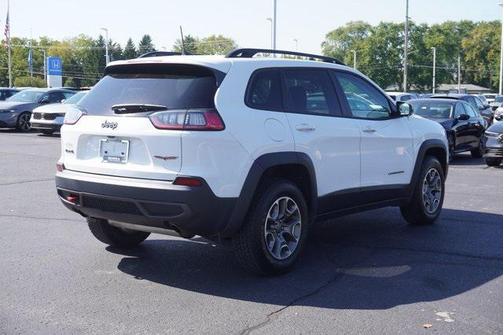 2022 Jeep Cherokee Trailhawk