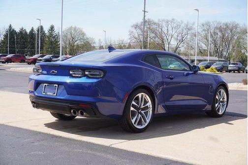 2022 Chevrolet Camaro RWD Coupe LT1