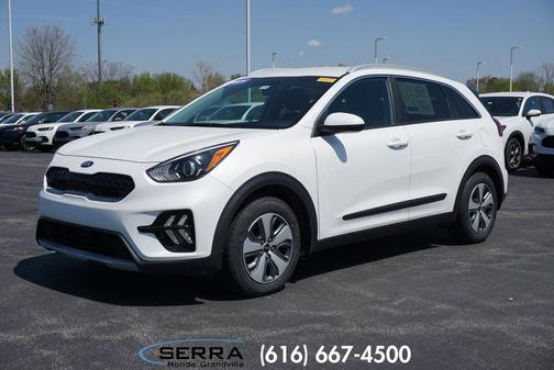 Snow White Pearl 2021 Kia Niro LX