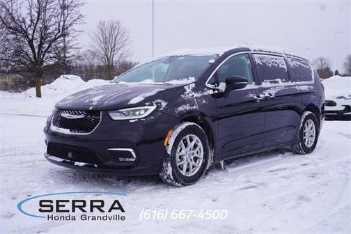 2021 Chrysler Pacifica Touring L