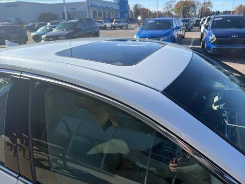 2018 Toyota Camry Hybrid SE