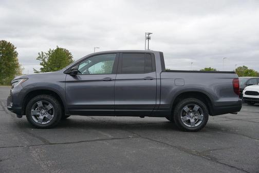 Modern Steel Metallic 2025 Honda Ridgeline TrailSport