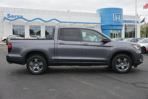 Modern Steel Metallic 2025 Honda Ridgeline TrailSport