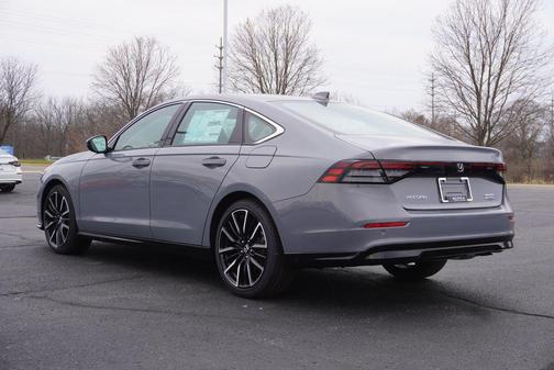 Urban Gray Pearl 2026 Honda Accord Hybrid Touring