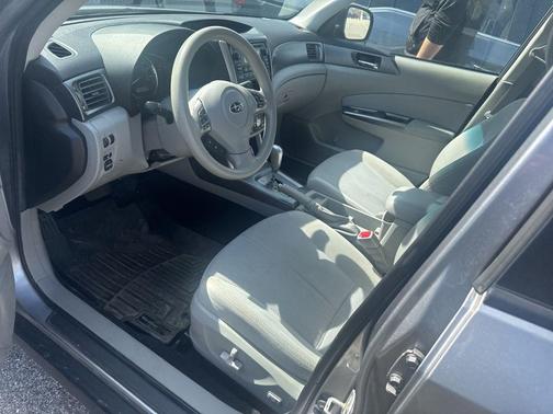 Steel Silver Metallic 2011 Subaru Forester 2.5 X Premium
