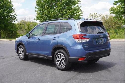 2022 Subaru Forester Premium