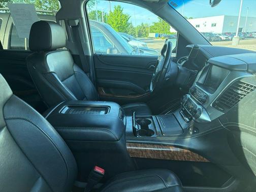 Summit White 2016 Chevrolet Suburban LTZ