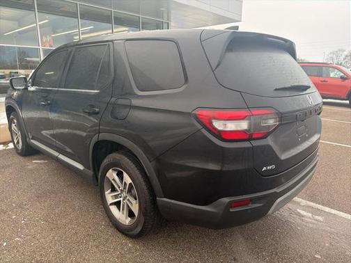 2023 Honda Pilot AWD EX-L 7 Passenger