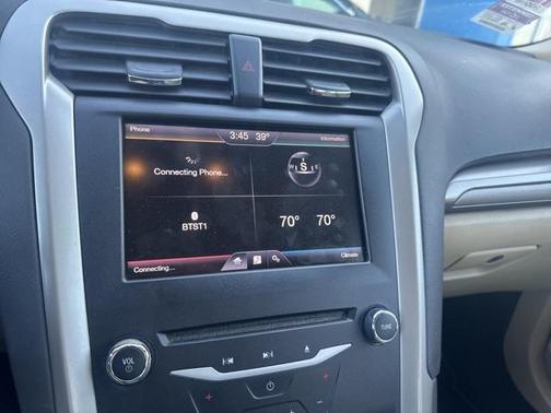 2014 Ford Fusion Hybrid SE