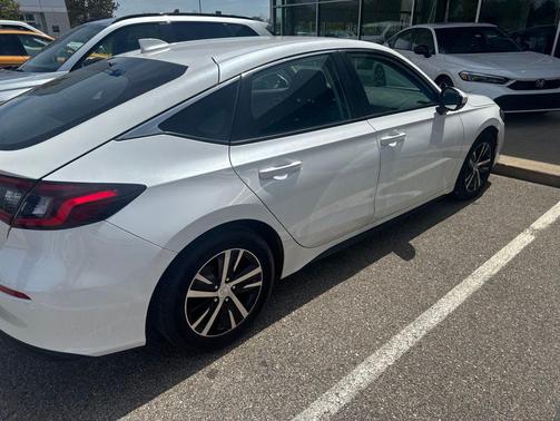 Platinum White Pearl 2023 Honda Civic LX