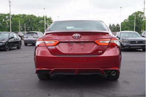 2018 Toyota Camry SE